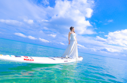 沖縄は挙式のみ 2人だけのプランがおすすめ 沖縄マガジン 結婚写真を沖縄で残すならフォトウエディング専門のスタジオsuns